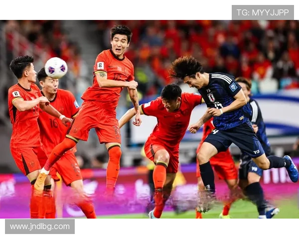 国足喀麦隆比赛直播误将国旗倒挂